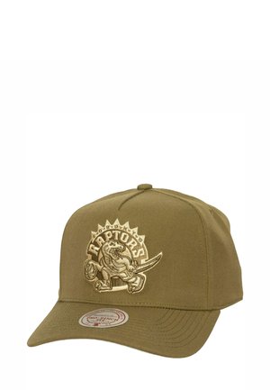 Olivgrüne Baseballmütze mit einem gestickten goldenen "Raptors"-Logo, das einen Dinosaurier zeigt, gebogenem Schirm und verstellbarem Snapback-Verschluss.