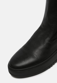 Copenhagen Studios Botines con plataforma - black