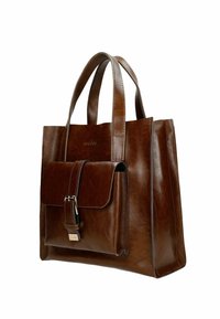 Borsa tote in pelle marrone con due manici robusti, tasca frontale con patta bloccata da una fibbia, e una texture liscia con una leggera lucentezza.