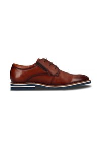 Chaussure oxford en cuir marron avec une finition lisse, semelle extérieure bleu marine contrastante et rayures blanches en accent ; possède un design classique à lacets.