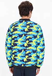 Mo Pilotska jakna - blue multicolor