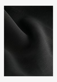 Izbrano, black