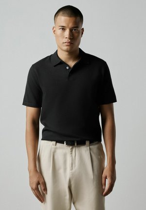 Next, REGULAR FIT - ESSENTIAL KNITTED SHORT SLEEVED POLO SHIRT - Poloshirt - black