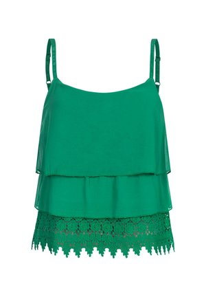 Zöld, réteges topp állítható pántokkal; sima felső rétege van, alján csipkével díszítve, virágmintákkal.