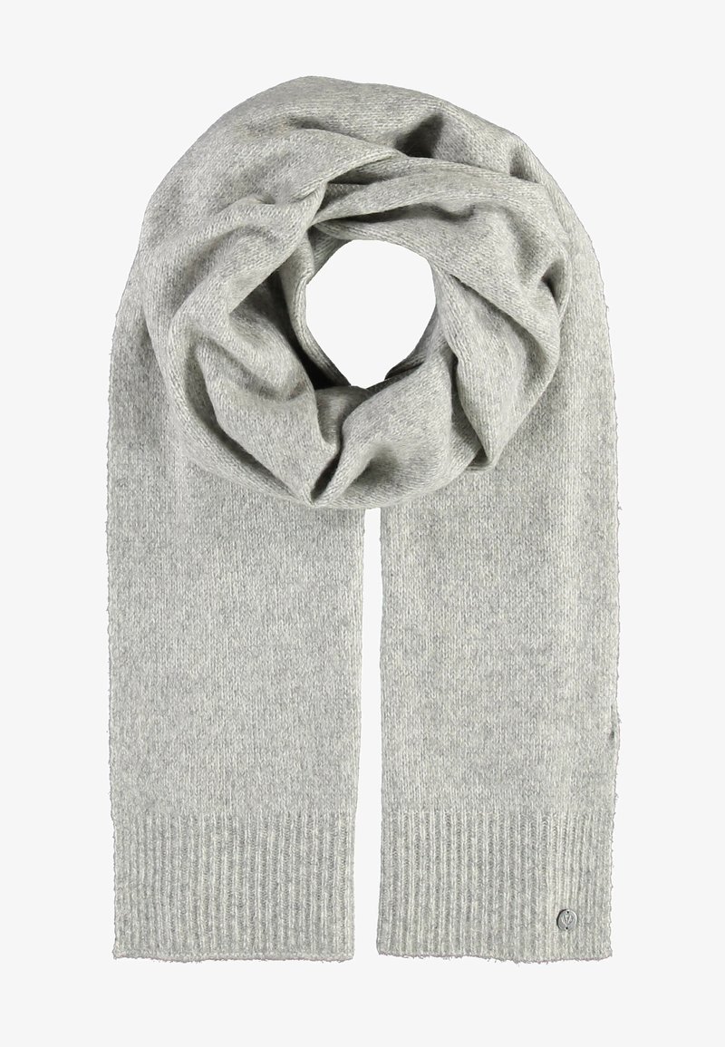 Sciarpa grigia in maglia con una trama morbida, dotata di un bordo a coste e un design a cerchio. Dettaglio di branding sottile su un'estremità.