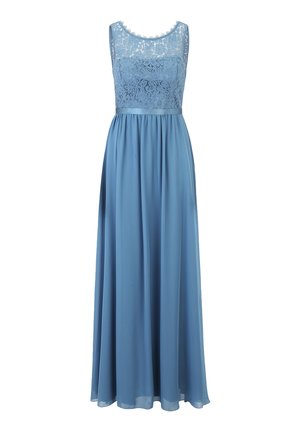 Długa niebieska sukienka z koronkowym gorsetem, o okrągłym dekolcie i zwiewnej, marszczonej spódnicy. Materiał wygląda na gładki z delikatnym połyskiem.