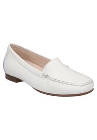 Weiße Lederloafer mit abgerundetem Zehenbereich, gesticktem Detail und brauner, niedriger Laufsohle. Glatte Textur und minimalistisches Design.