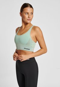Hummel SEAMLESS - Sport-BH med lätt stöd - chinois geen silt green mel