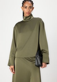 2nd Day FRANCISCA - Topper langermet - olive night