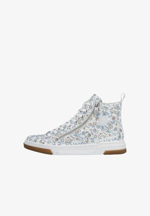 Weißer Sneaker mit hohem Schaft, blauem und braunem Blumenmuster, seitlichem Reißverschluss, weißen Schnürsenkeln und braunen Gummisohlenakzenten.