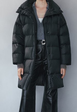 Piumino lungo - black