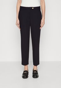 Tommy Hilfiger BUTTON STRAIGHT - Auduma bikses - desert sky