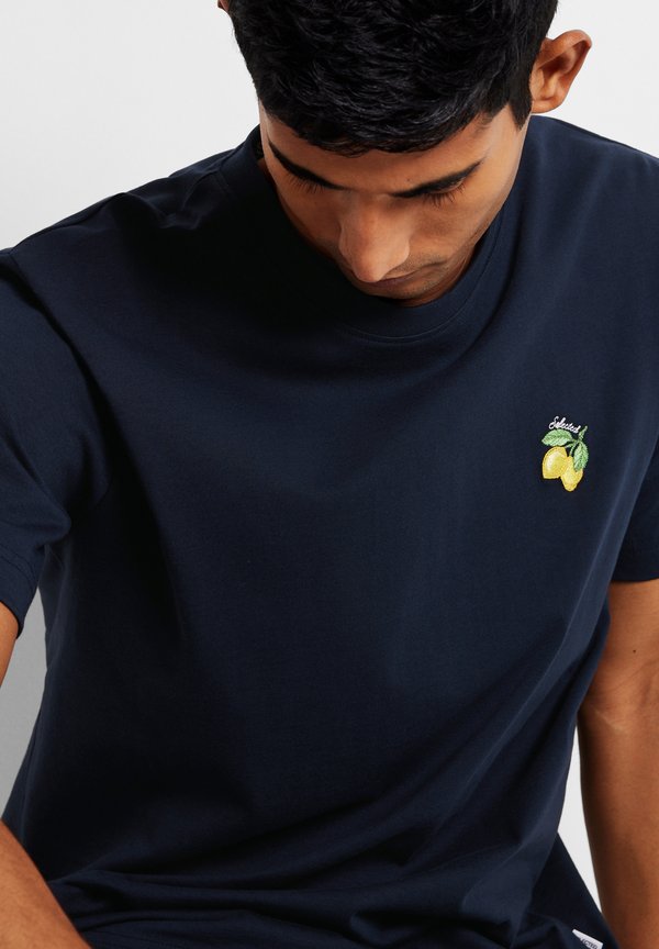 SLHGARLAND O NECK TEE - Print T-shirt - sky captain2