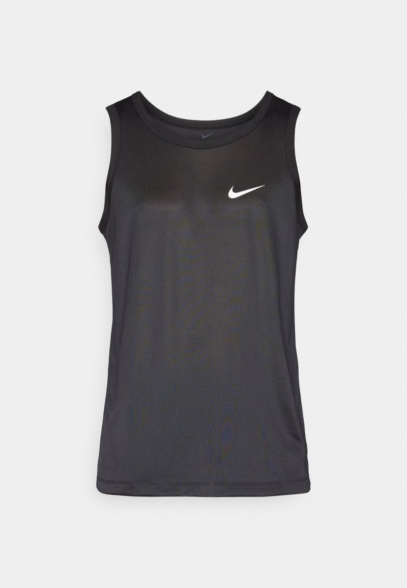 Camiseta sin mangas negra de entrenamiento con escote redondo, diseño sin mangas y un pequeño logo blanco de Nike en el frente. Hecha de tela ligera.