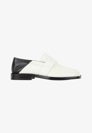 Maison Martin Margiela, Ballerines - white black