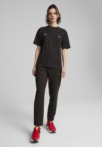 Puma SCUDERIA FERRARI STYLE - Träningsbyxor - black