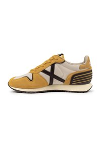 MUNICH MASSANA CLUB - Tenisice - ochre
