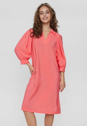 Nümph VILJA  - Freizeitkleid - calypso coral