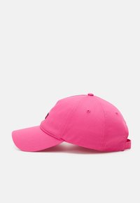 Tommy Jeans ELONGATED FLAG UNISEX - Gorra - pink alert