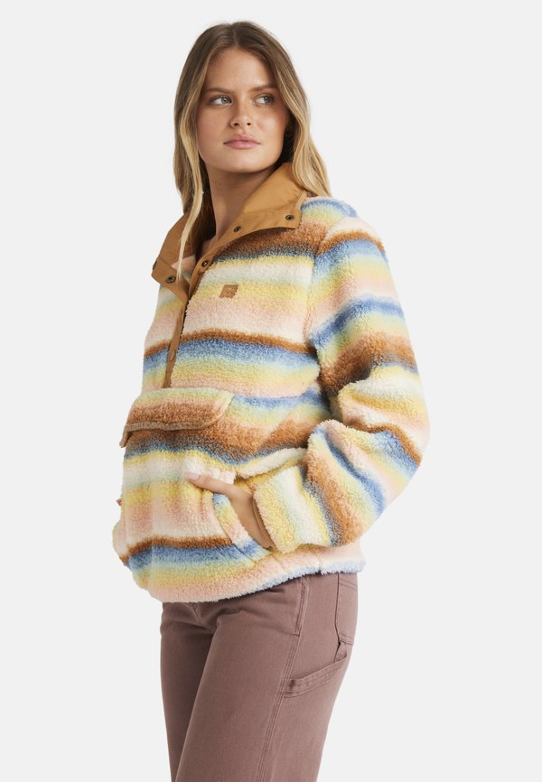 SWITCHBACK - Fleece jumper2