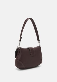 COACH GLOVETANNED SOHO - Handbag - maple