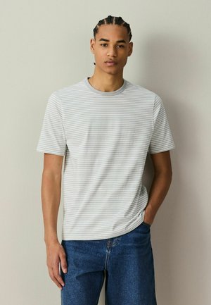 Next, REGULAR FIT - HORIZONTAL STRIPE RINGER T-SHIRT  . - Print T-shirt - grey