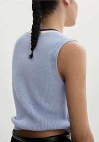 Mango Top - light blue