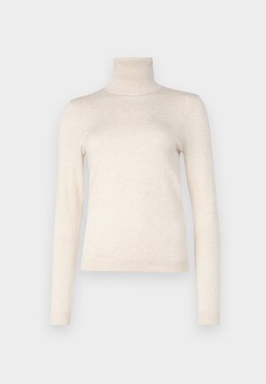 Suéter de cuello alto en beige claro, hecho de un suave material de punto. Cuenta con mangas largas y un cuello acanalado. Diseño simple y minimalista.