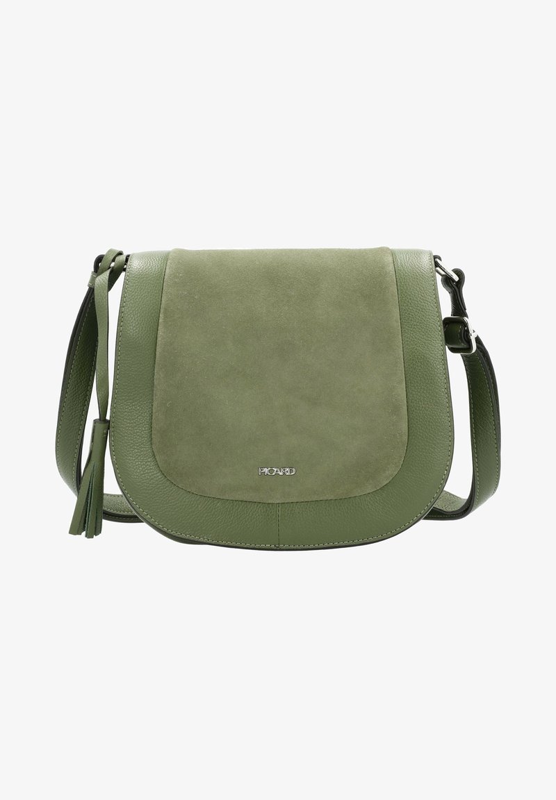 Grüne Leder-Crossbody-Tasche mit einem Wildlederklappen, runder Form, verstellbarem Riemen und metallischem Logodetail auf der Vorderseite. Strukturierte Oberfläche.