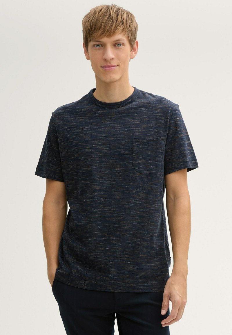 TOM TAILOR MIT BRUSTTASCHE - T-Shirt basic - navy multi inject