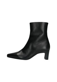 MIT ABSATZ - Classic ankle boots - black