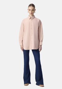 Unselected, baby pink