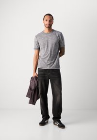 Scotch & Soda REGULAR FIT  - T-shirts basic - sky captain melange