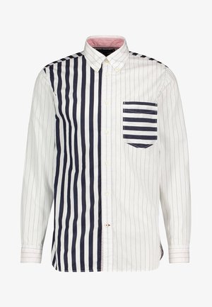 Gestreept overhemd met knopen, met verticale witte en marineblauwe strepen. Heeft een borstzakje met horizontale marineblauwe strepen en een contrasterende kraag.