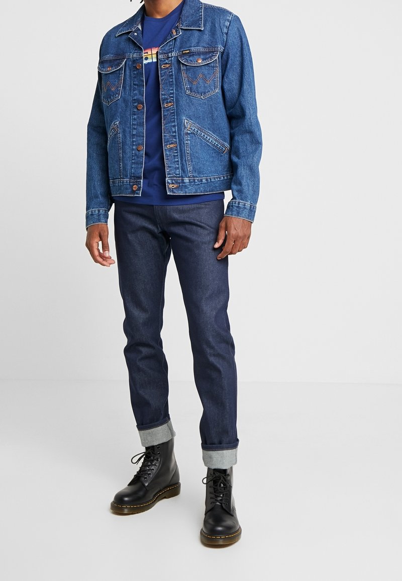 Wrangler Jean droit dark-blue denim/denim bleu foncé (Seconde