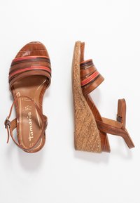 Tamaris Platform sandals - nut