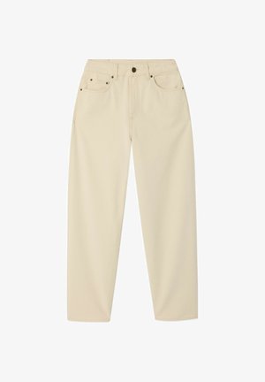 Pantalon beige taille haute, jambe droite, avec bouton frontal, fermeture éclair, passants pour ceinture et cinq poches.
