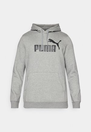 Grauer Kapuzenpullover aus weichem Stoff, mit großem "PUMA"-Logo und schwarzem Puma-Silhouette auf der Brust, mit einer Fronttasche.
