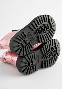 Next Lær-at-gå-sko - pink