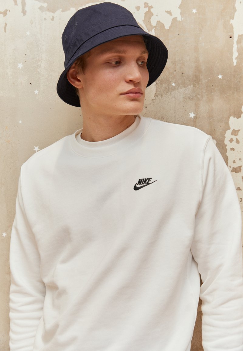 Nike Sportswear - CLUB - Sweater - white/black, Vergroten