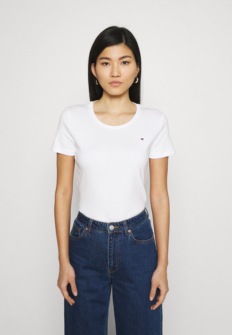 Tommy Hilfiger SLIM ROUND NECK Basic Tshirt white Zalando.ie