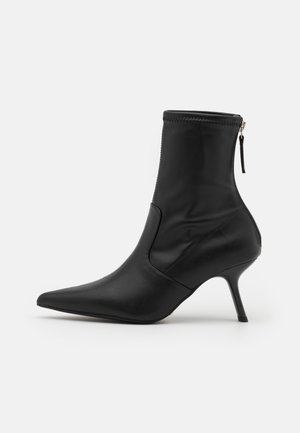 MEMO POINT SOCK BOOT - Stivaletti - black