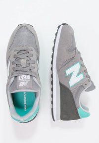 New Balance Sneakersy niskie