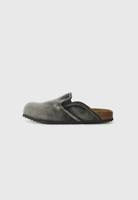 Kijelölve, black denim