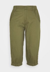 Olivově zelené zkrácené kalhoty s hladkým povrchem, vybavené bočními kapsami, elastickými manžetami a prošitými detaily na přední straně.