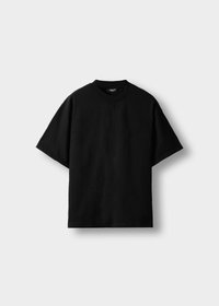 Black short-sleeve oversized t-shirt with crew neck, laid flat on a plain white background.
