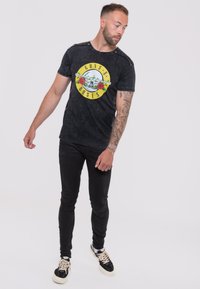 Paradiso Clothing GUNS N ROSES CLASSIC BAND LOGO SNOW WASH - Print T-shirt - black
