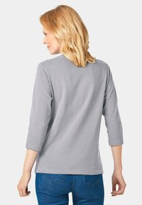 GOLDNER Langarmshirt - silver-coloured grey