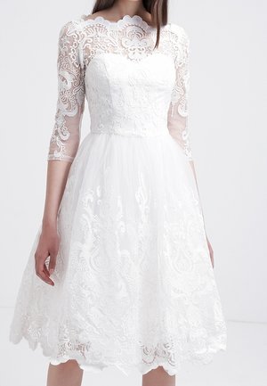 Koktejlové šaty / šaty na párty - white