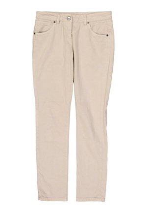 Pantalones beige de corte recto con cierre frontal de botón y cremallera, trabillas para cinturón y dos bolsillos delanteros con remaches.